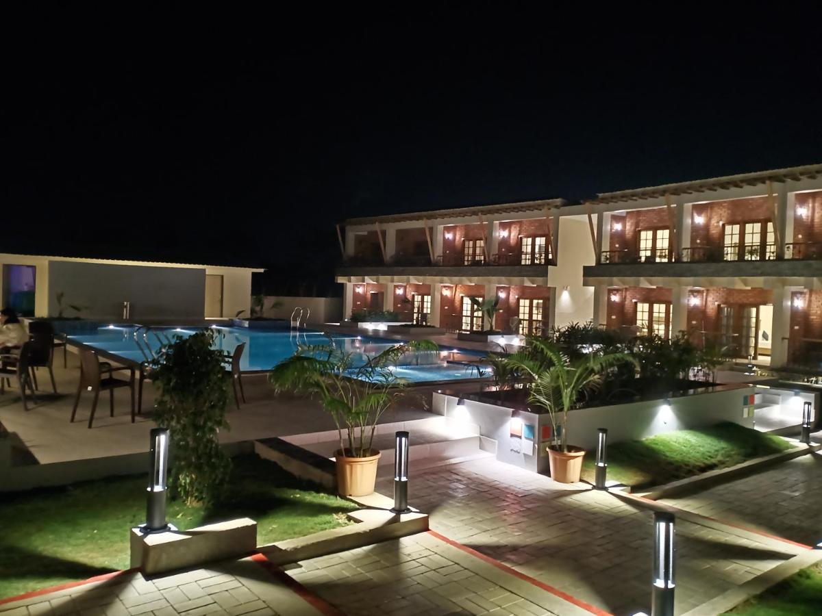 The Creek Boutique Resort & Spa Bolpur Exteriör bild