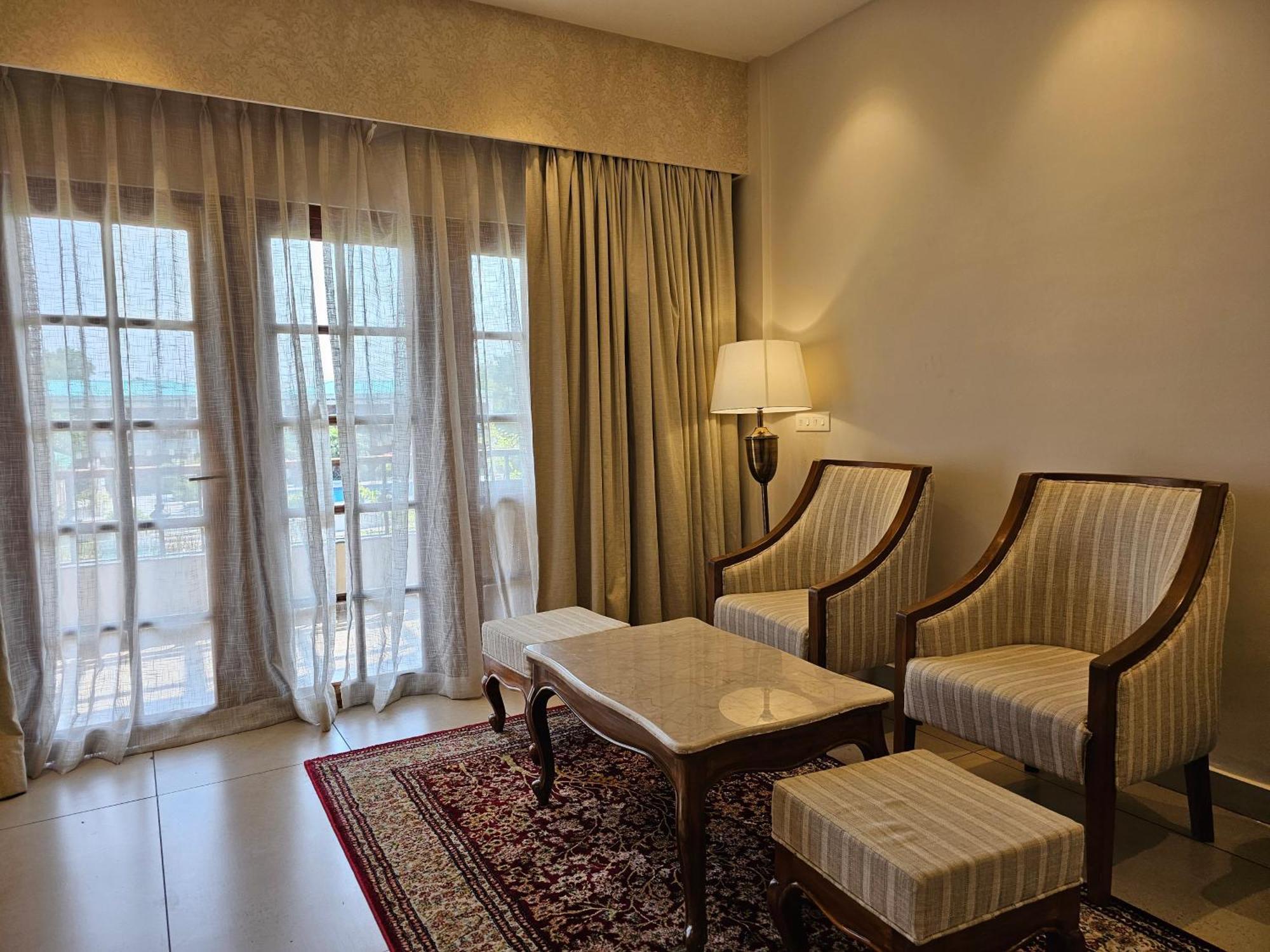 The Creek Boutique Resort & Spa Bolpur Exteriör bild