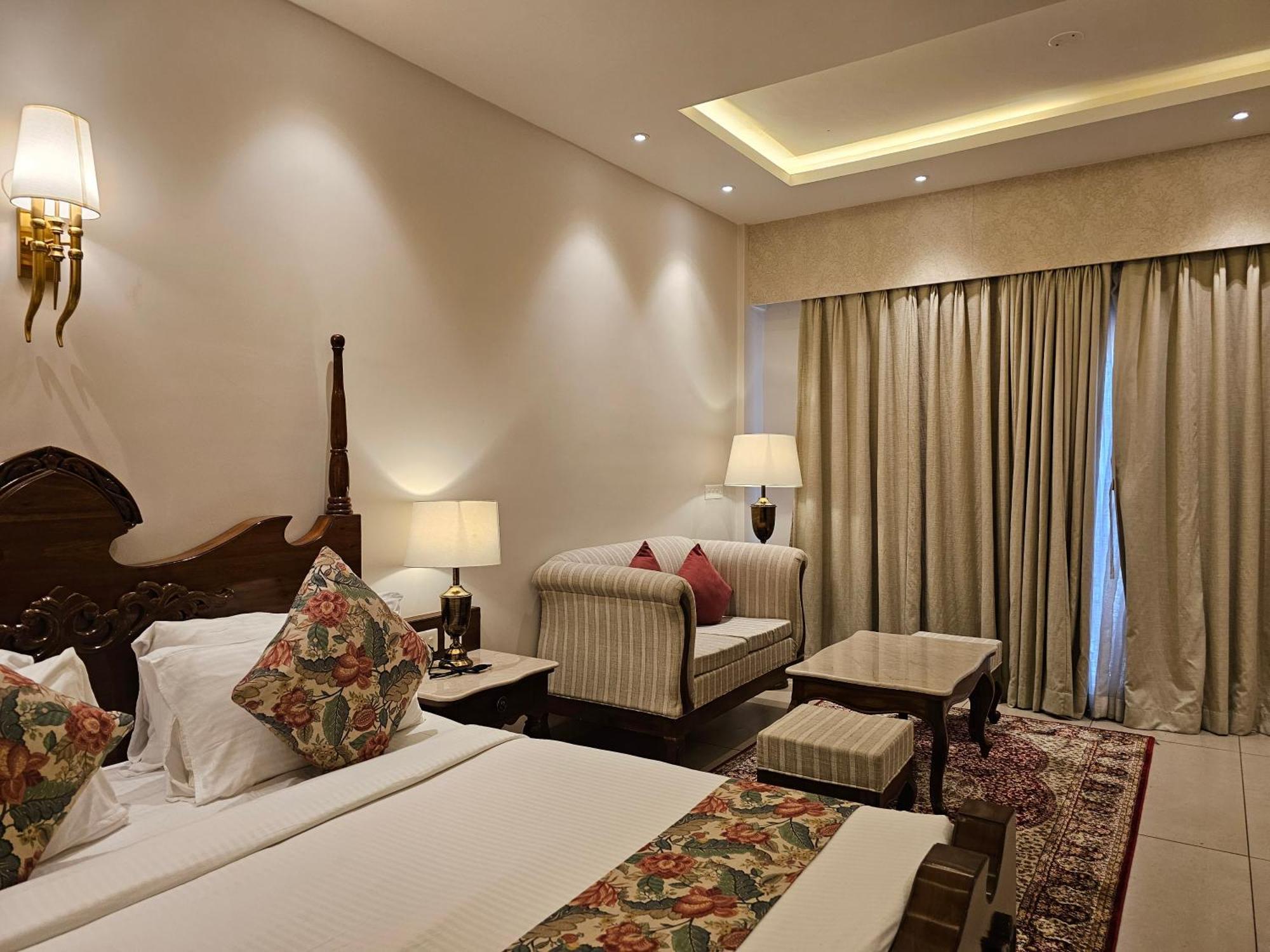 The Creek Boutique Resort & Spa Bolpur Exteriör bild