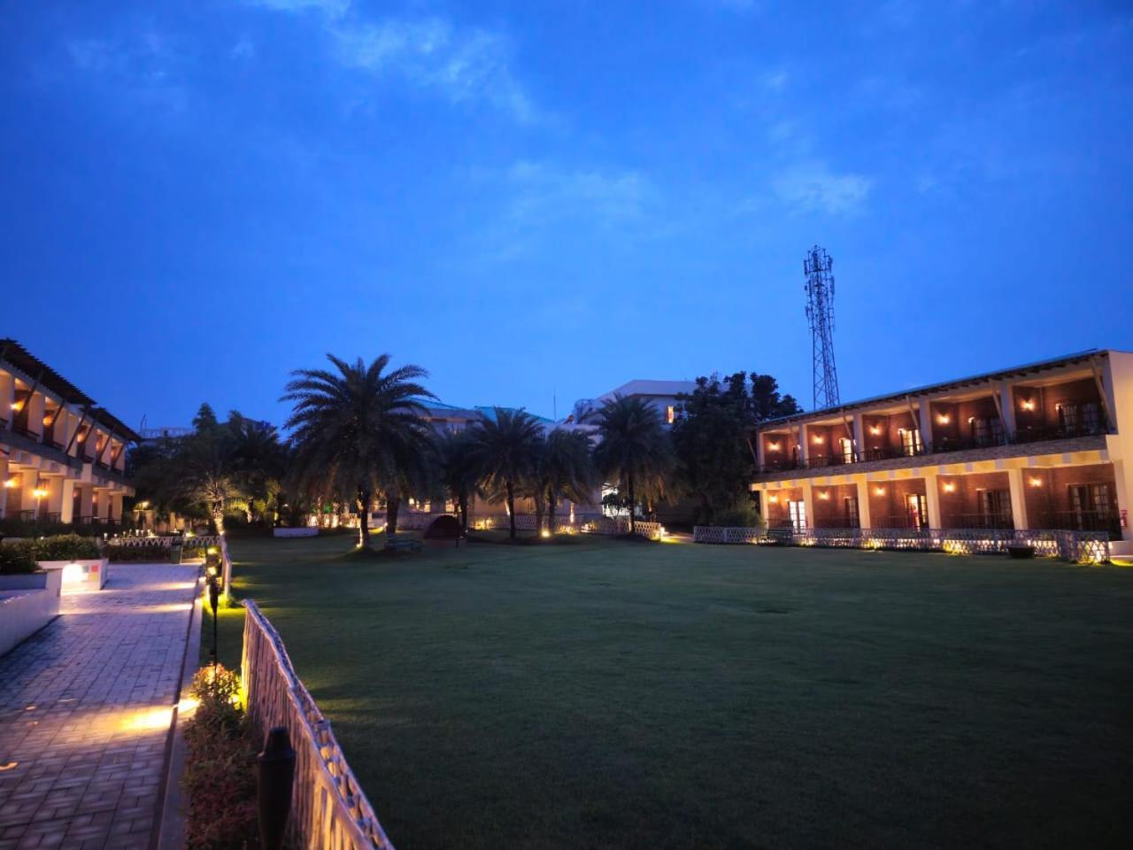 The Creek Boutique Resort & Spa Bolpur Exteriör bild
